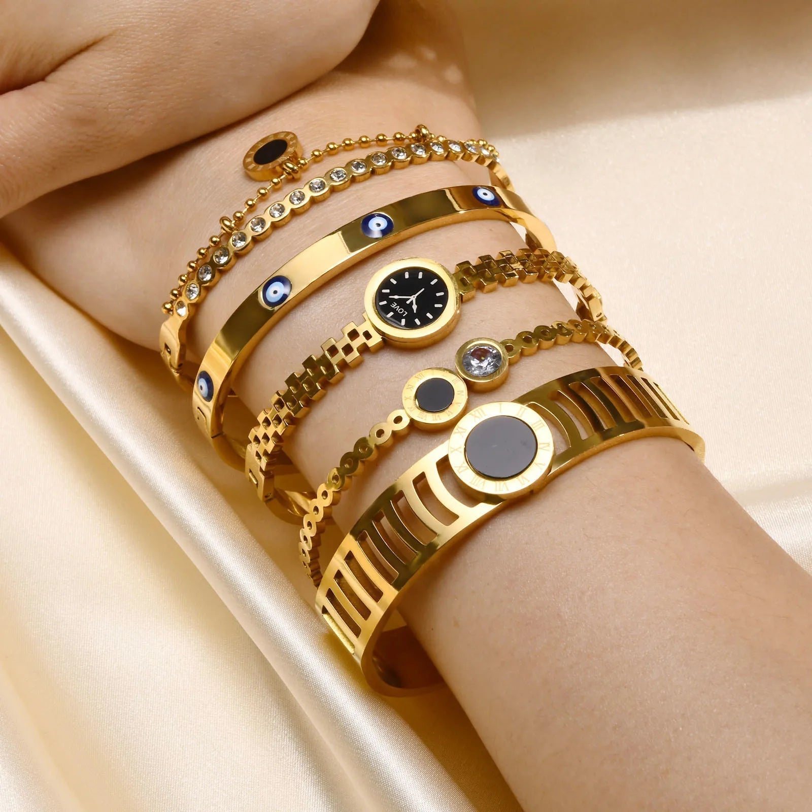 Golden Luxury Women's Watch