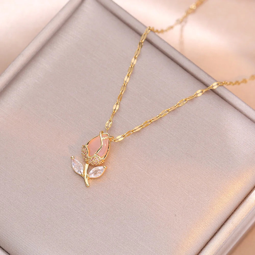 Enchanted Rose Women's Necklace