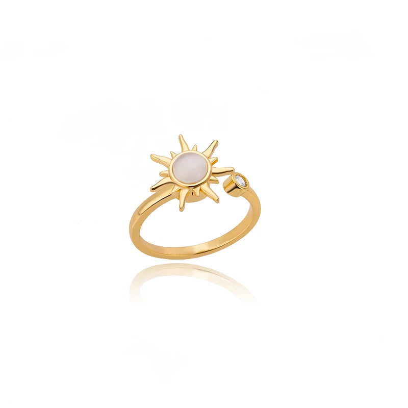 Luxurious Radiant Sun Women's Ring