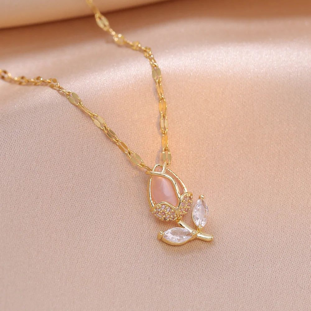 Enchanted Rose Women's Necklace